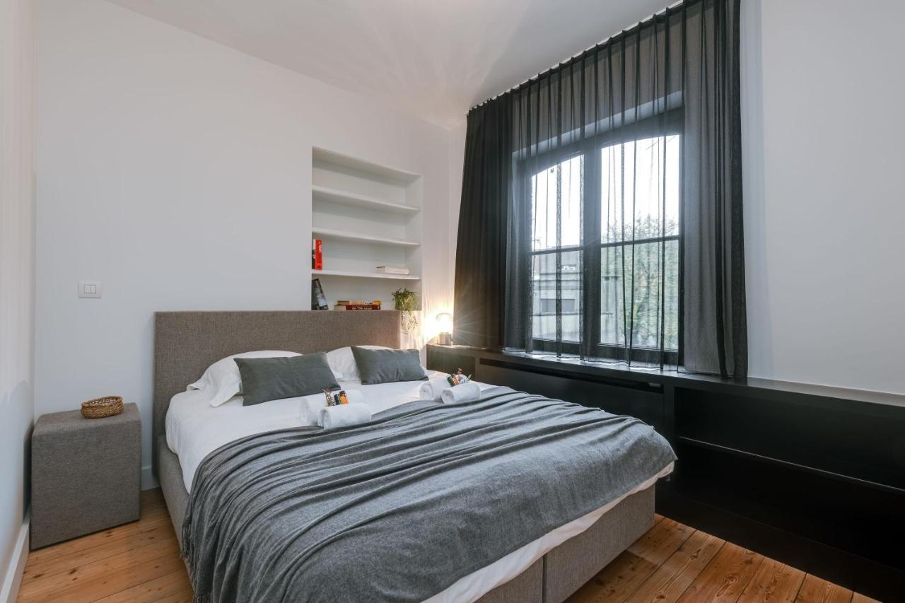 Beautiful Luxurious Mansion With Several Terraces 코르트레이크 외부 사진